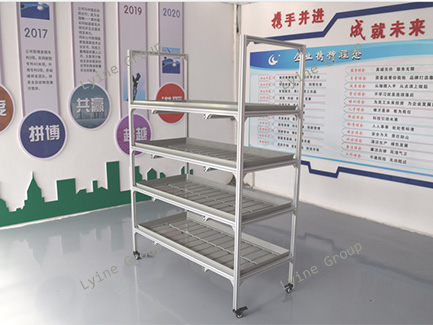 Three Layer Vertical Ebb And Flow Table